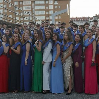 Thumbnail Aabf9da2abf642649f9fd39936184c21