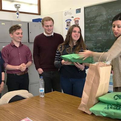 00 41bacb8e9239410dbc64f69204e70742