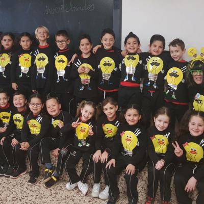 57a780b8196a4716aad4c5cf17027664