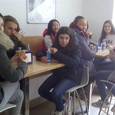 8d9efb4dea8140b5b59896c645304932