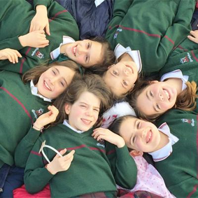 04 4c Ep En El Patio De Comedor